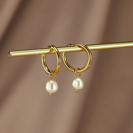 Freshwater Pearl Earrings
