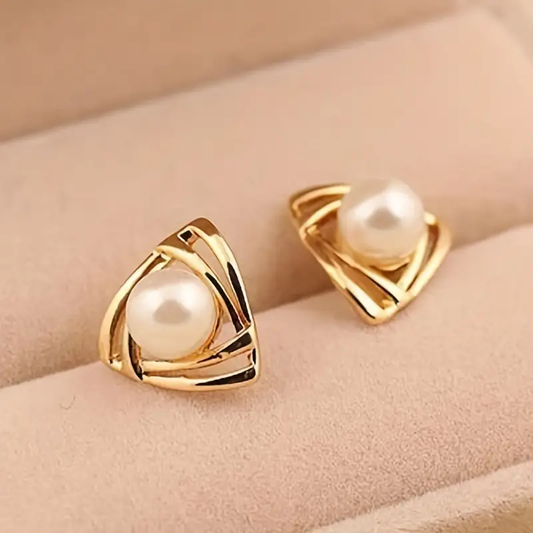 Pearl & Gold Earrings