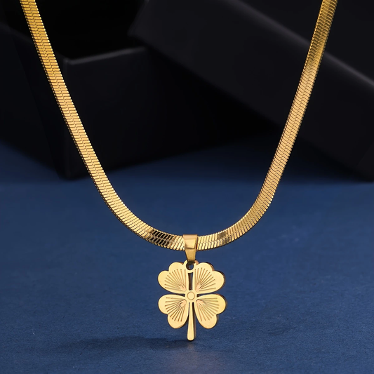 Clover Gold Necklace
