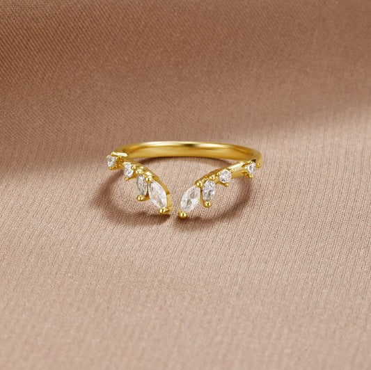 Golden Vine Ring